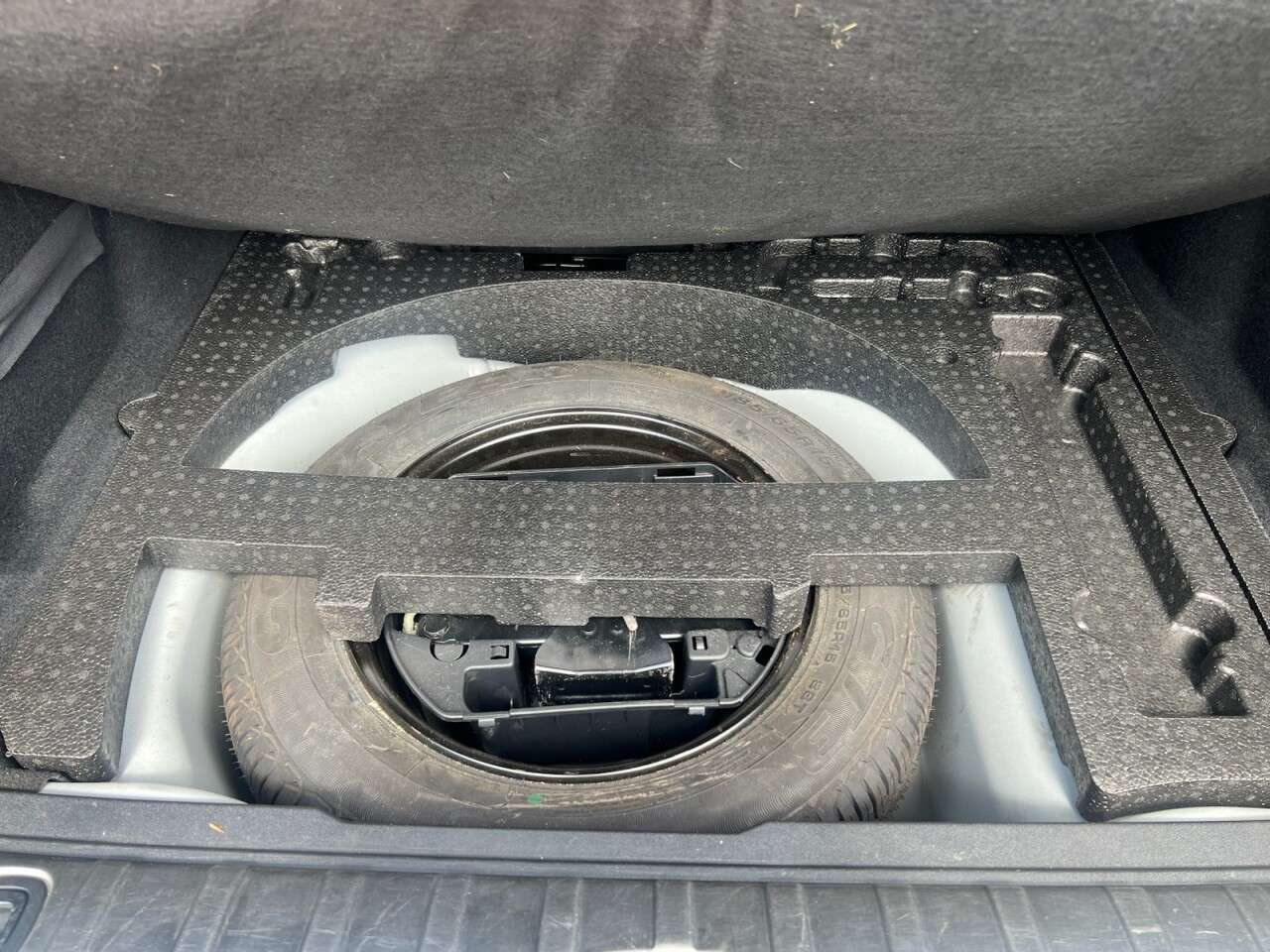 2017 PEUGEOT 2008 2017 PEUGEOT 2008