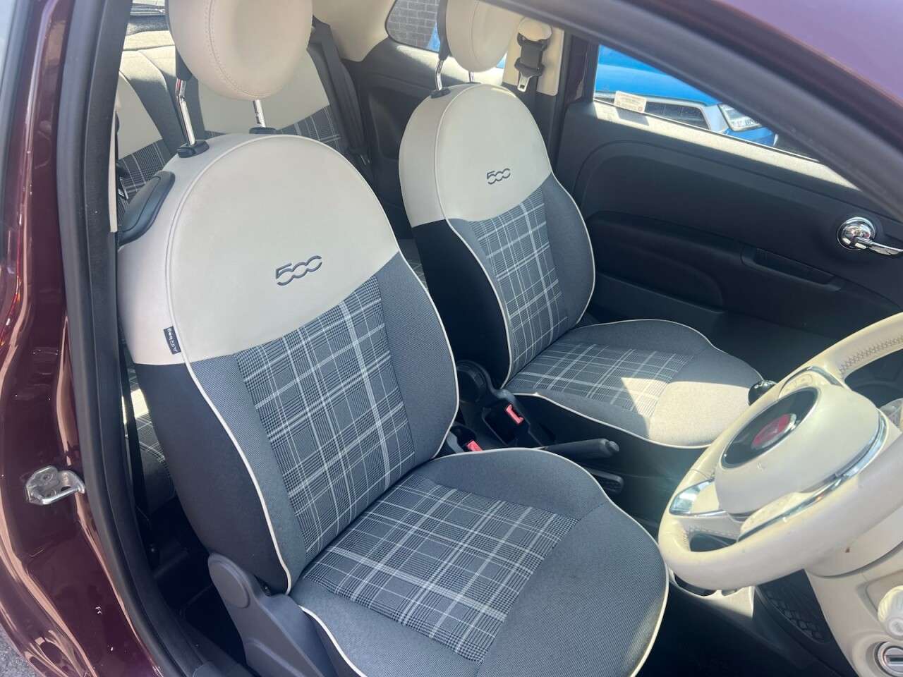 2017 FIAT 500 2017 FIAT 500