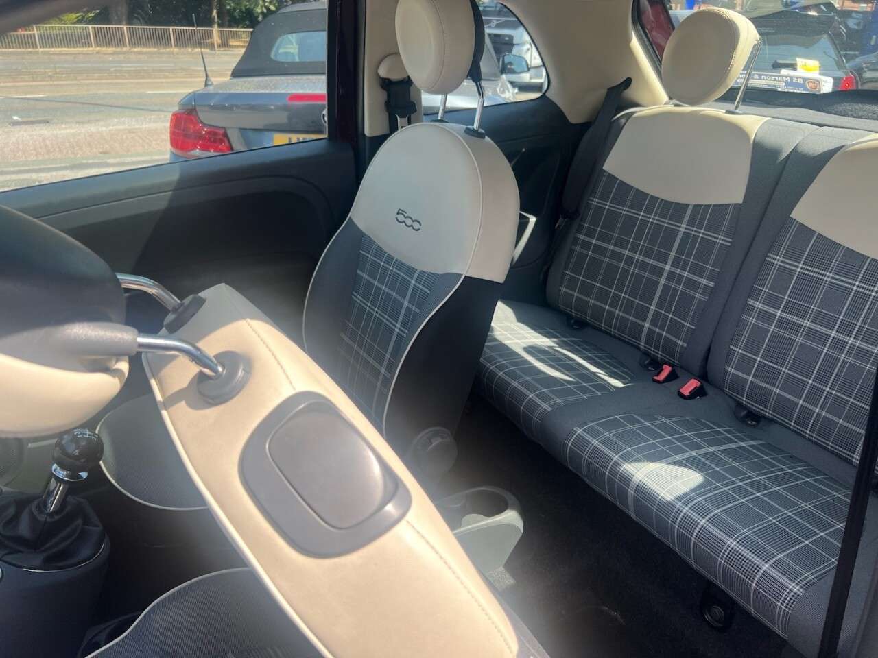 2017 FIAT 500 2017 FIAT 500
