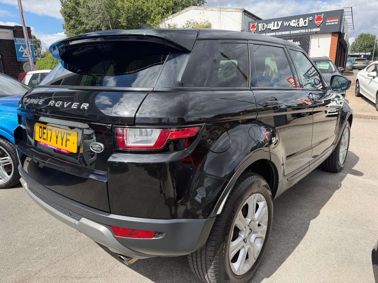 2017 LAND ROVER RANGE ROVER EVOQUE 2017 LAND ROVER RANGE ROVER EVOQUE
