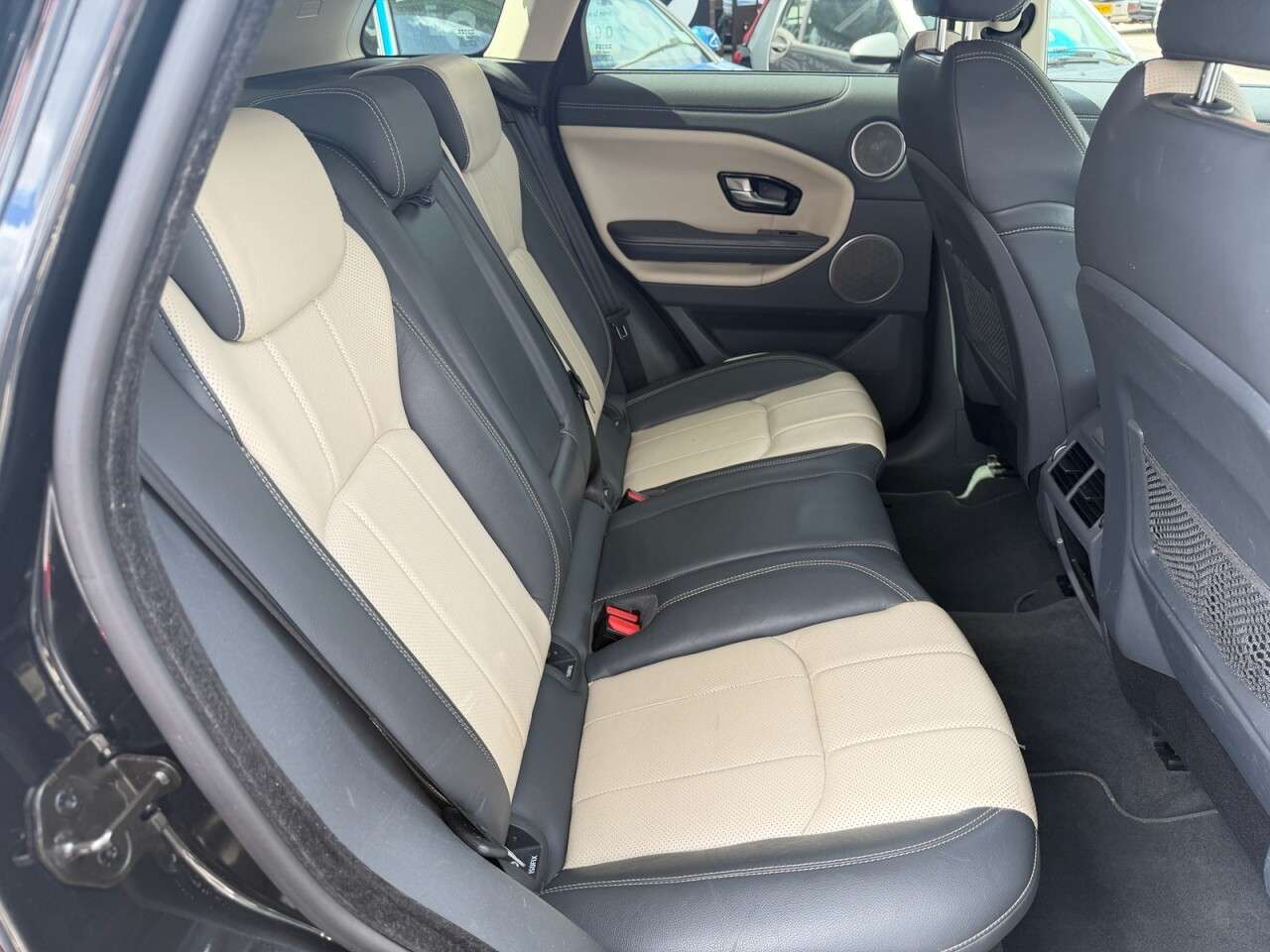 2017 LAND ROVER RANGE ROVER EVOQUE 2017 LAND ROVER RANGE ROVER EVOQUE