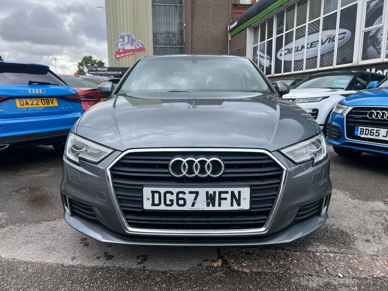 A 2017 AUDI A3 1.5 TFSI CoD Sport Hatchback 3dr Petrol S Tronic Euro 6 (s/s) (150 ps) A 2017 AUDI A3 1.5 TFSI CoD Sport Hatchback 3dr Petrol S Tronic Euro 6 (s/s) (150 ps)