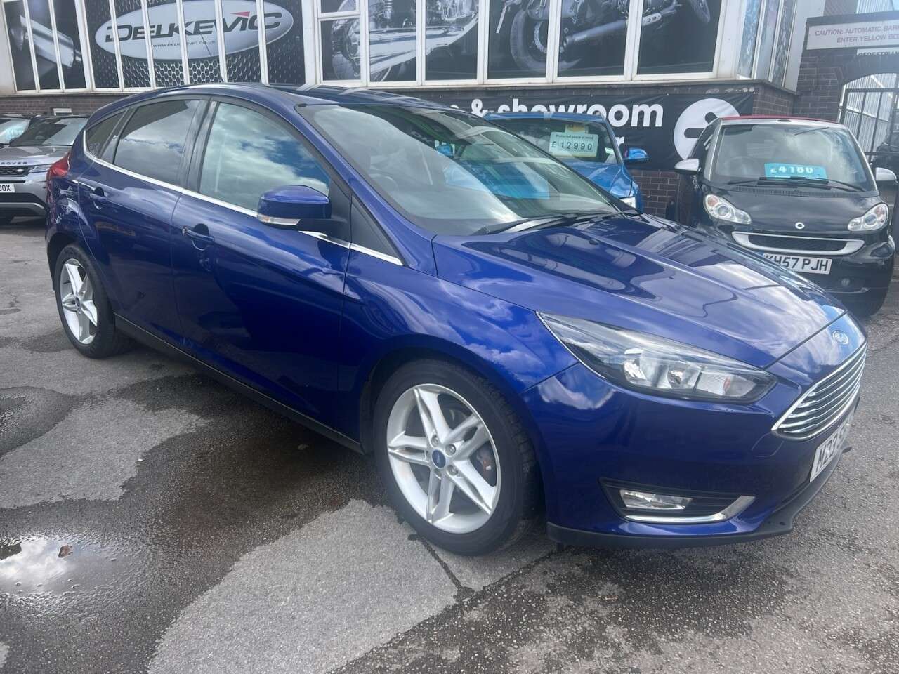 A 2017 FORD FOCUS 1.5 TDCi Titanium Hatchback 5dr Diesel Manual Euro 6 (s/s) (120 ps) A 2017 FORD FOCUS 1.5 TDCi Titanium Hatchback 5dr Diesel Manual Euro 6 (s/s) (120 ps)