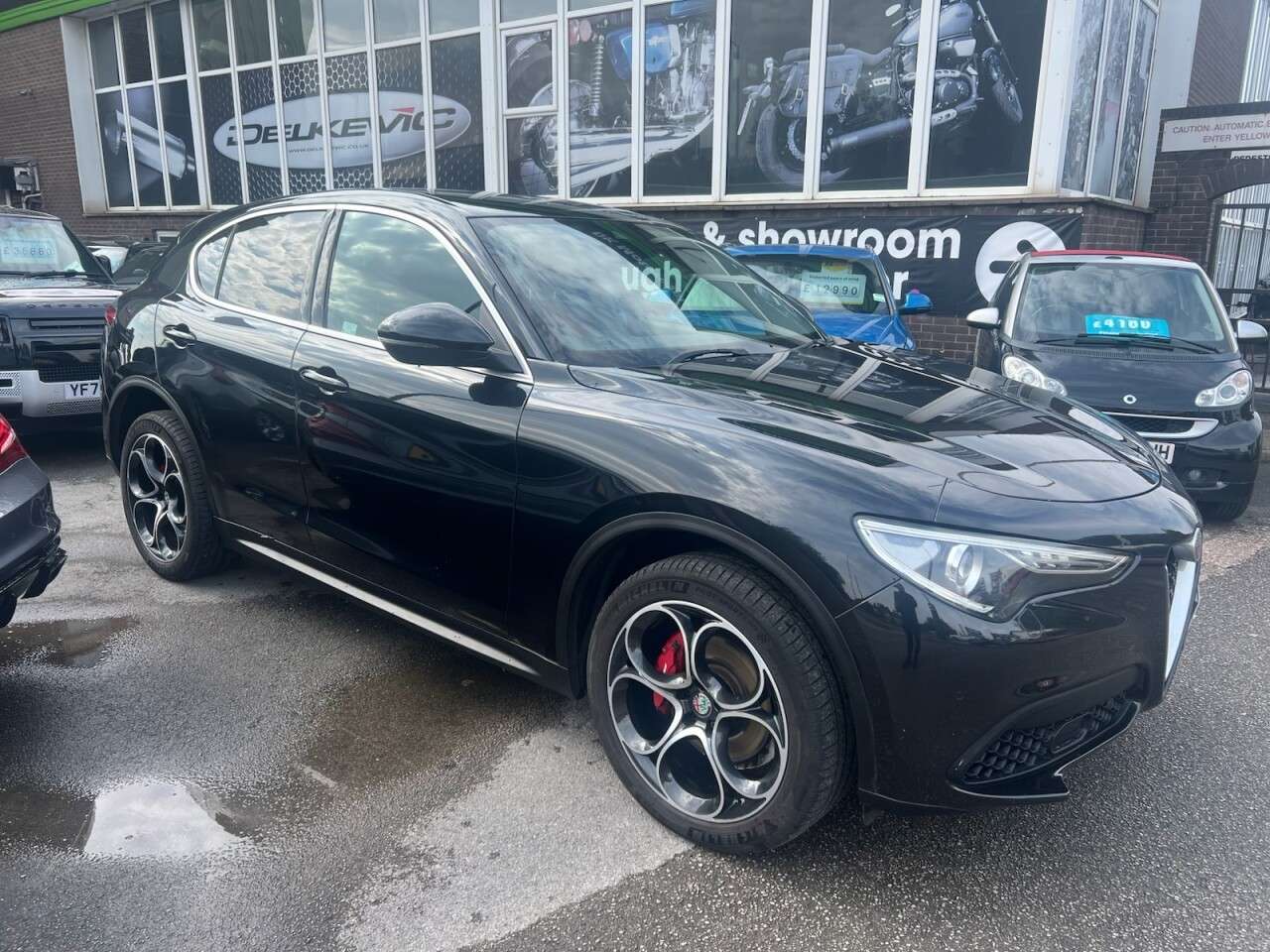 A 2019 ALFA ROMEO STELVIO 2.0T Speciale SUV 5dr Petrol Auto Q4 AWD Euro 6 (s/s) (280 ps) A 2019 ALFA ROMEO STELVIO 2.0T Speciale SUV 5dr Petrol Auto Q4 AWD Euro 6 (s/s) (280 ps)