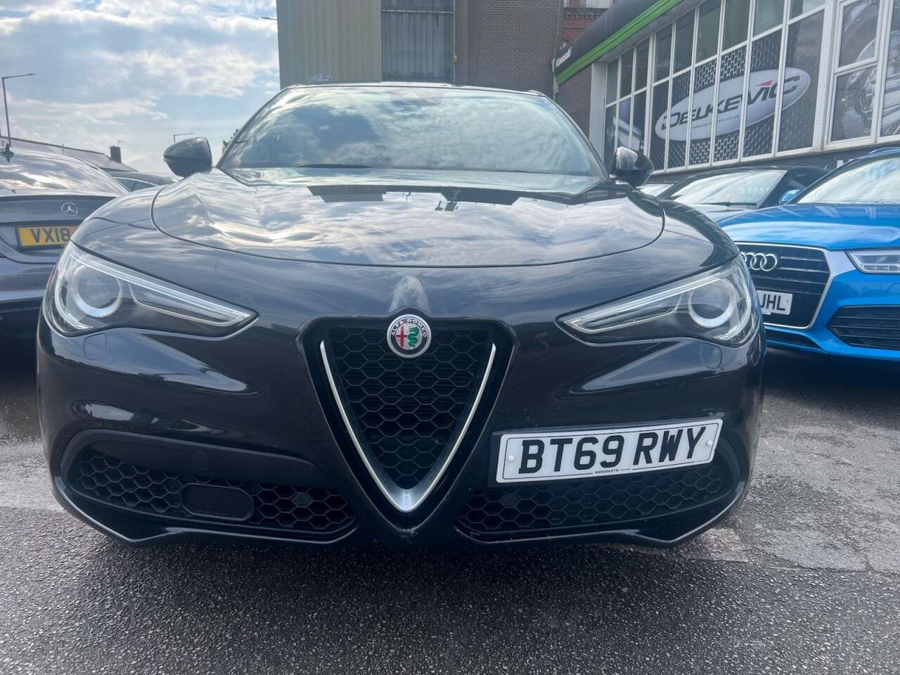 A 2019 ALFA ROMEO STELVIO 2.0T Speciale SUV 5dr Petrol Auto Q4 AWD Euro 6 (s/s) (280 ps) A 2019 ALFA ROMEO STELVIO 2.0T Speciale SUV 5dr Petrol Auto Q4 AWD Euro 6 (s/s) (280 ps)