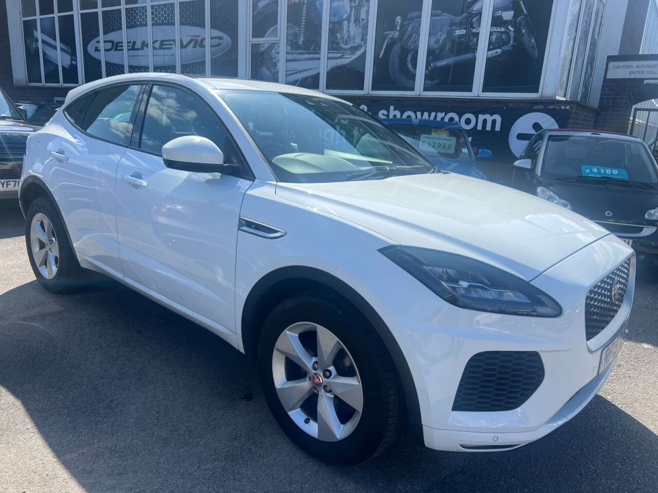 A 2019 JAGUAR E-PACE 2.0 D150 R-Dynamic S SUV 5dr Diesel Manual Euro 6 (s/s) (150 ps) A 2019 JAGUAR E-PACE 2.0 D150 R-Dynamic S SUV 5dr Diesel Manual Euro 6 (s/s) (150 ps)