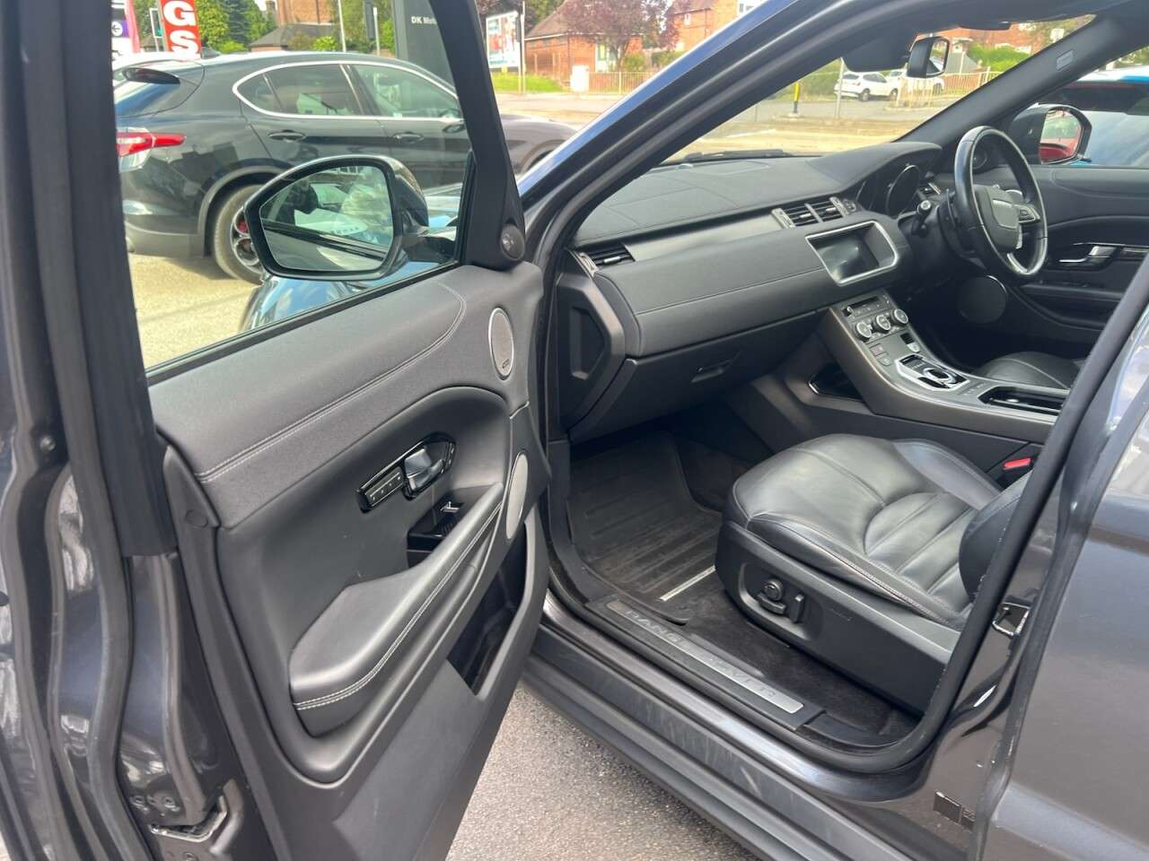 2018 LAND ROVER RANGE ROVER EVOQUE 2018 LAND ROVER RANGE ROVER EVOQUE