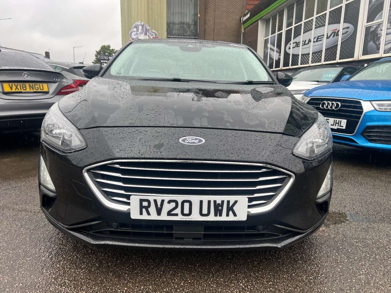 A 2020 FORD FOCUS 1.0T EcoBoost Titanium Hatchback 5dr Petrol Manual Euro 6 (s/s) (125 ps) A 2020 FORD FOCUS 1.0T EcoBoost Titanium Hatchback 5dr Petrol Manual Euro 6 (s/s) (125 ps)