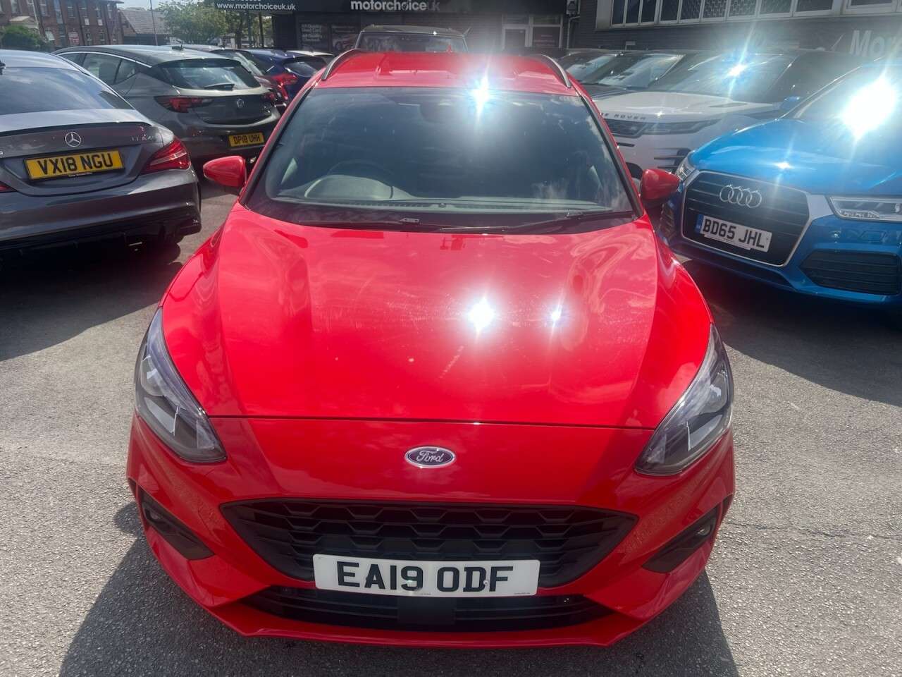 A 2019 FORD FOCUS 2.0 EcoBlue ST-Line X Estate 5dr Diesel Auto Euro 6 (s/s) (150 ps) A 2019 FORD FOCUS 2.0 EcoBlue ST-Line X Estate 5dr Diesel Auto Euro 6 (s/s) (150 ps)
