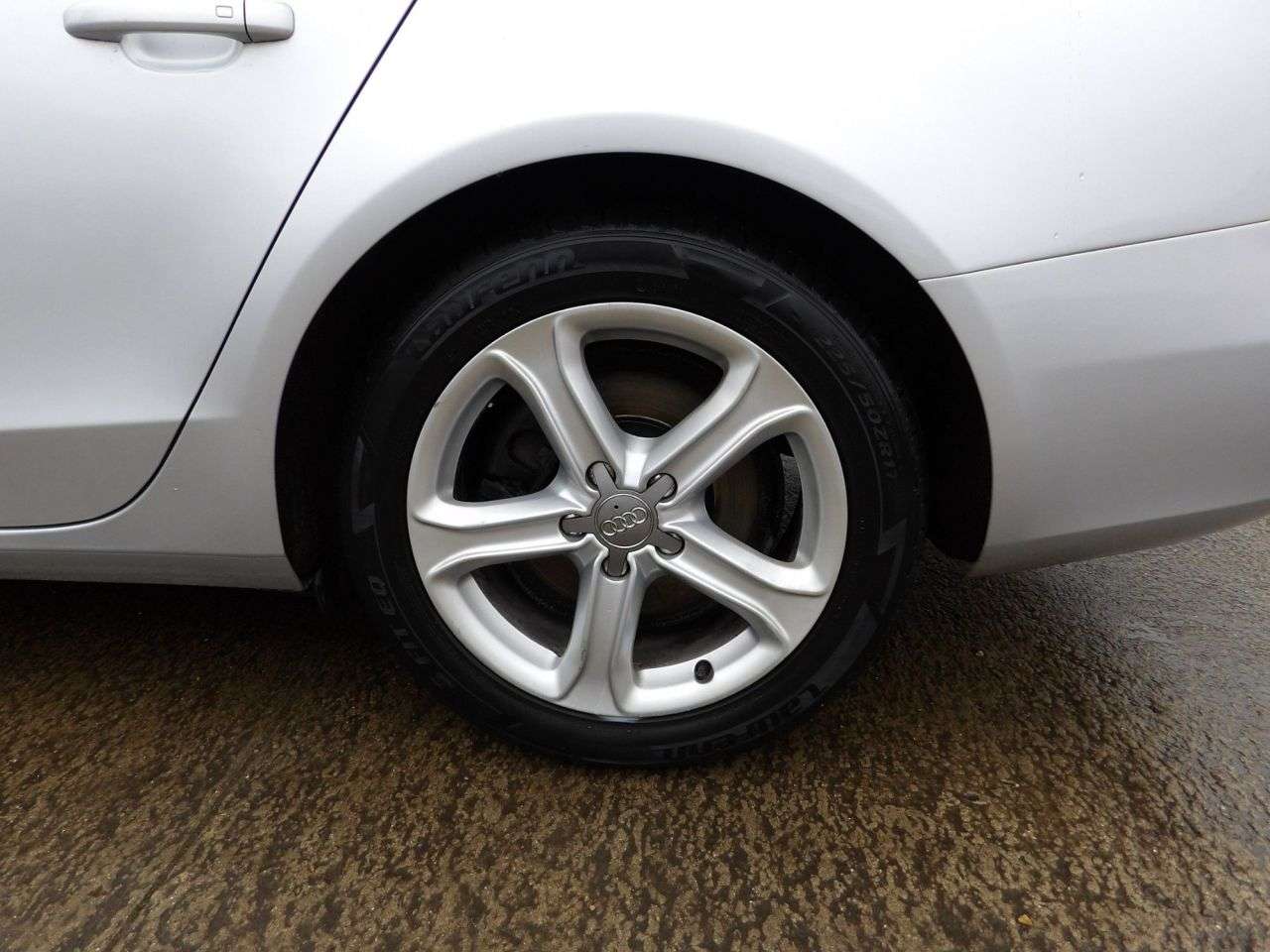 2013 AUDI A4 AVANT 2013 AUDI A4 AVANT