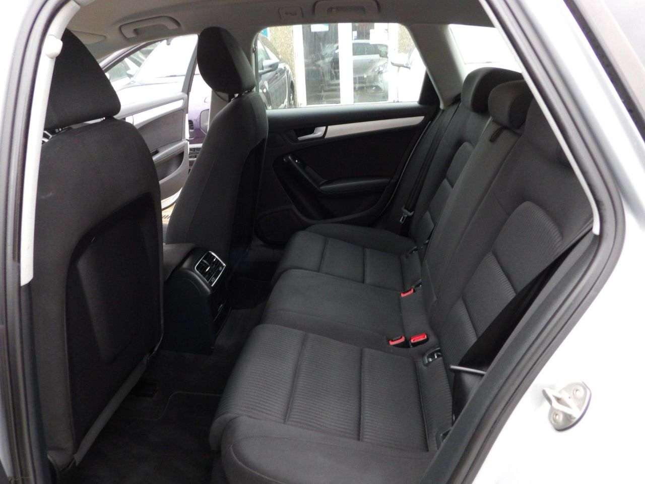 2013 AUDI A4 AVANT 2013 AUDI A4 AVANT