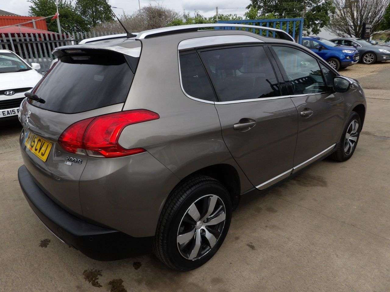 2015 PEUGEOT 2008 2015 PEUGEOT 2008