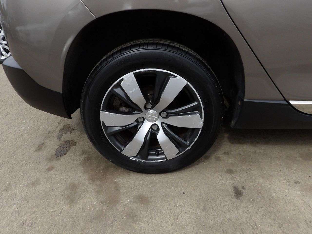 2015 PEUGEOT 2008 2015 PEUGEOT 2008