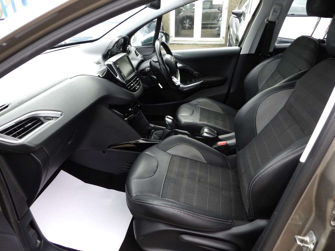 2015 PEUGEOT 2008 2015 PEUGEOT 2008