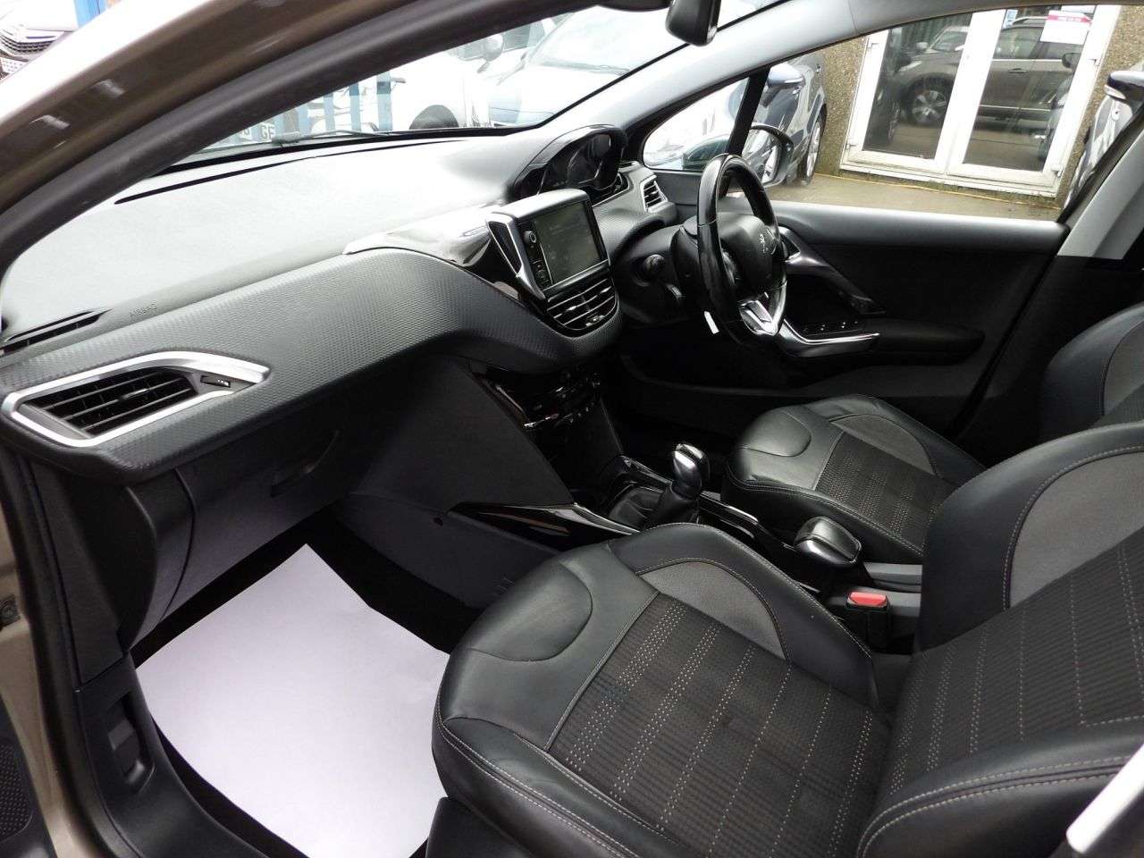 2015 PEUGEOT 2008 2015 PEUGEOT 2008