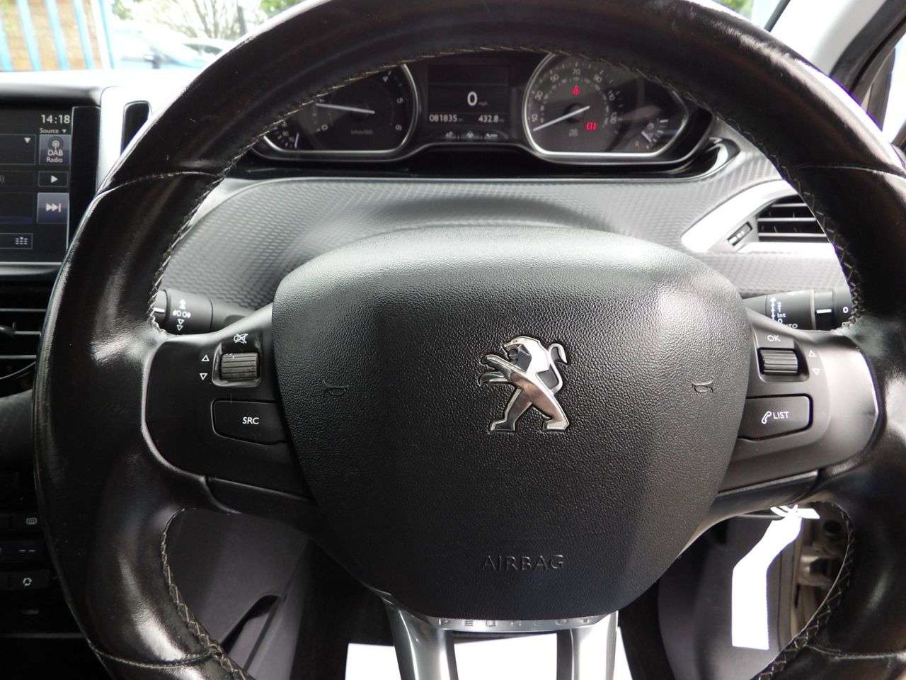 2015 PEUGEOT 2008 2015 PEUGEOT 2008