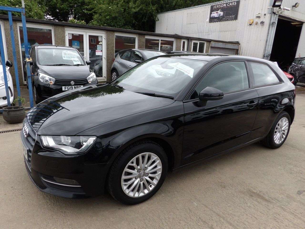 A 2015 AUDI A3 1.6 TDI SE Technik Hatchback 3dr Diesel Manual Euro 6 (s/s) (110 ps) ***DPF A 2015 AUDI A3 1.6 TDI SE Technik Hatchback 3dr Diesel Manual Euro 6 (s/s) (110 ps) ***DPF