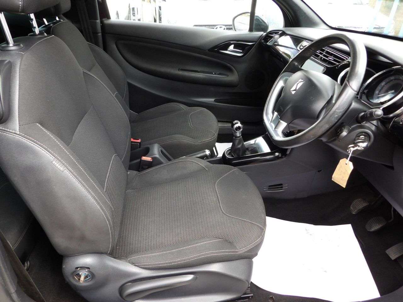 2015 DS AUTOMOBILES DS 4 2015 DS AUTOMOBILES DS 4