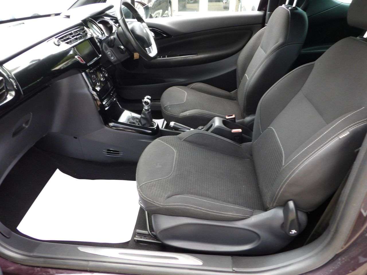 2015 DS AUTOMOBILES DS 4 2015 DS AUTOMOBILES DS 4