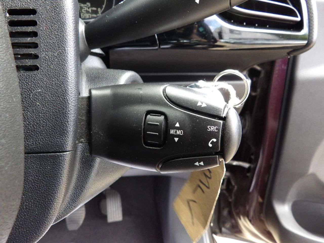 2015 DS AUTOMOBILES DS 4 2015 DS AUTOMOBILES DS 4