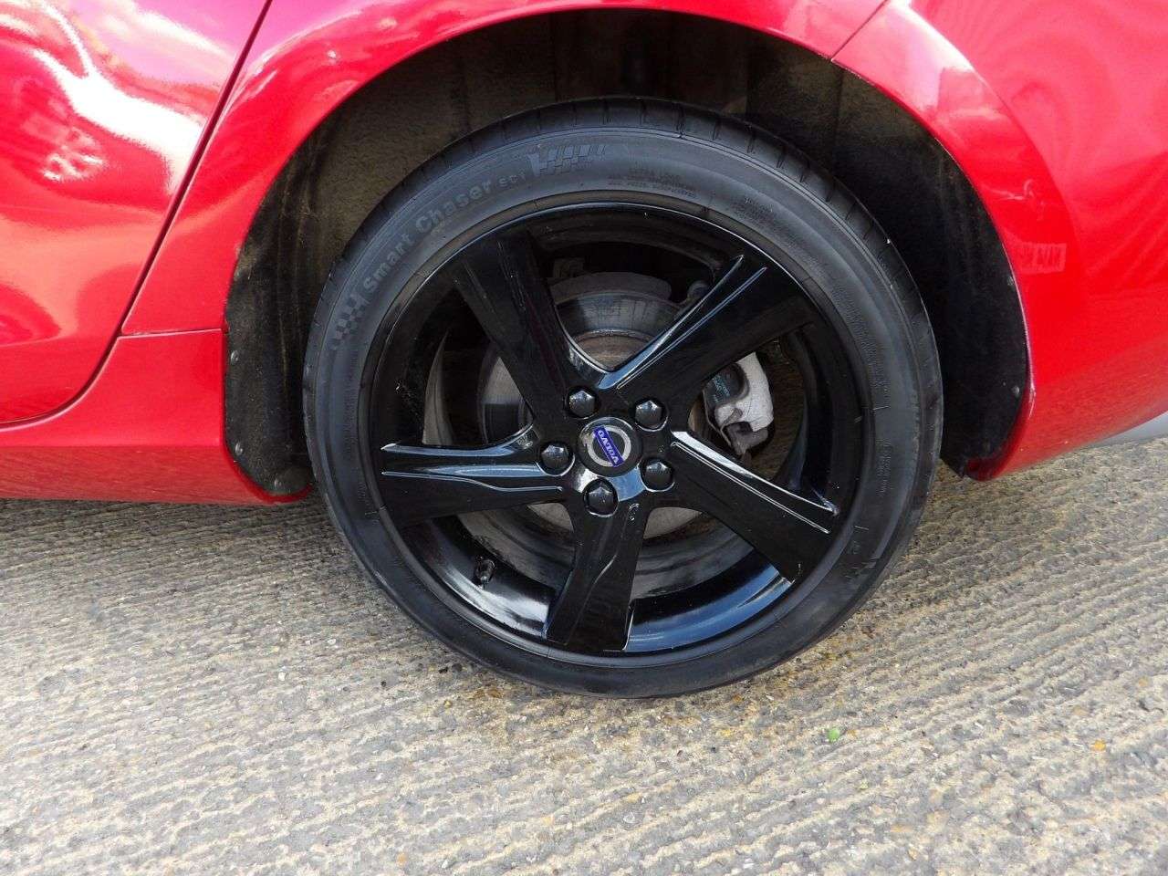 2015 VOLVO V40 2015 VOLVO V40