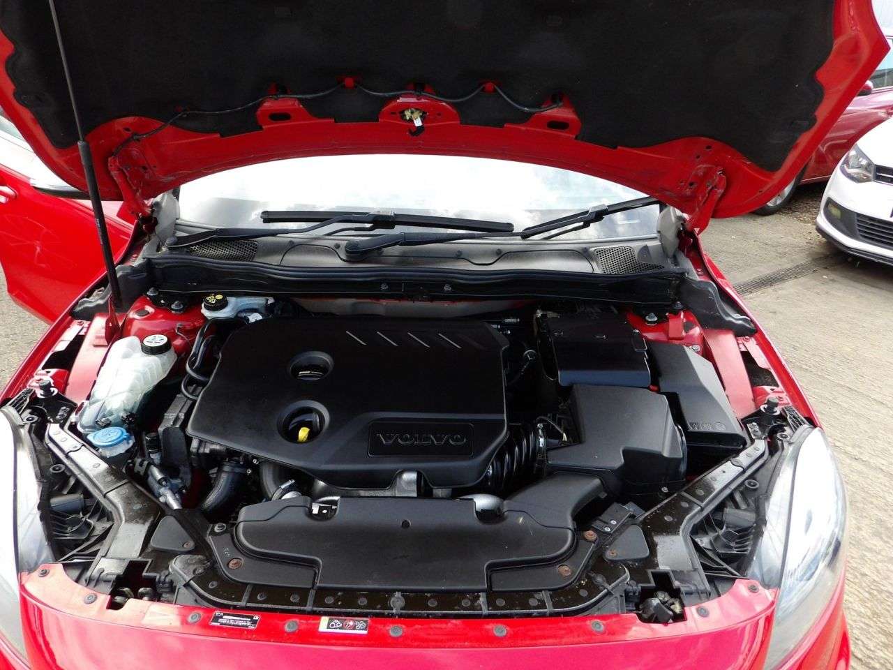 2015 VOLVO V40 2015 VOLVO V40