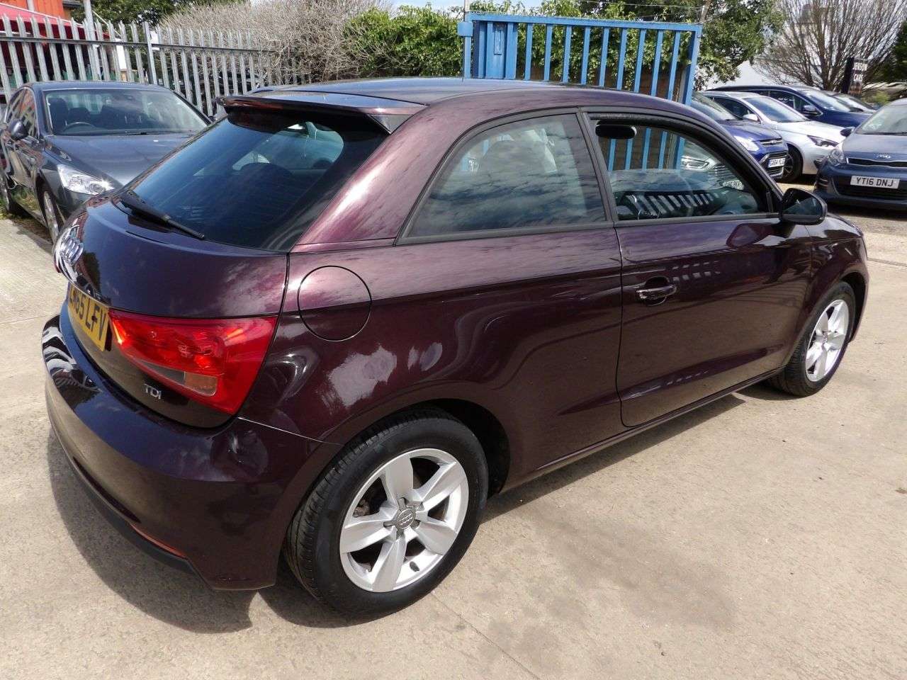 2015 AUDI A1 2015 AUDI A1