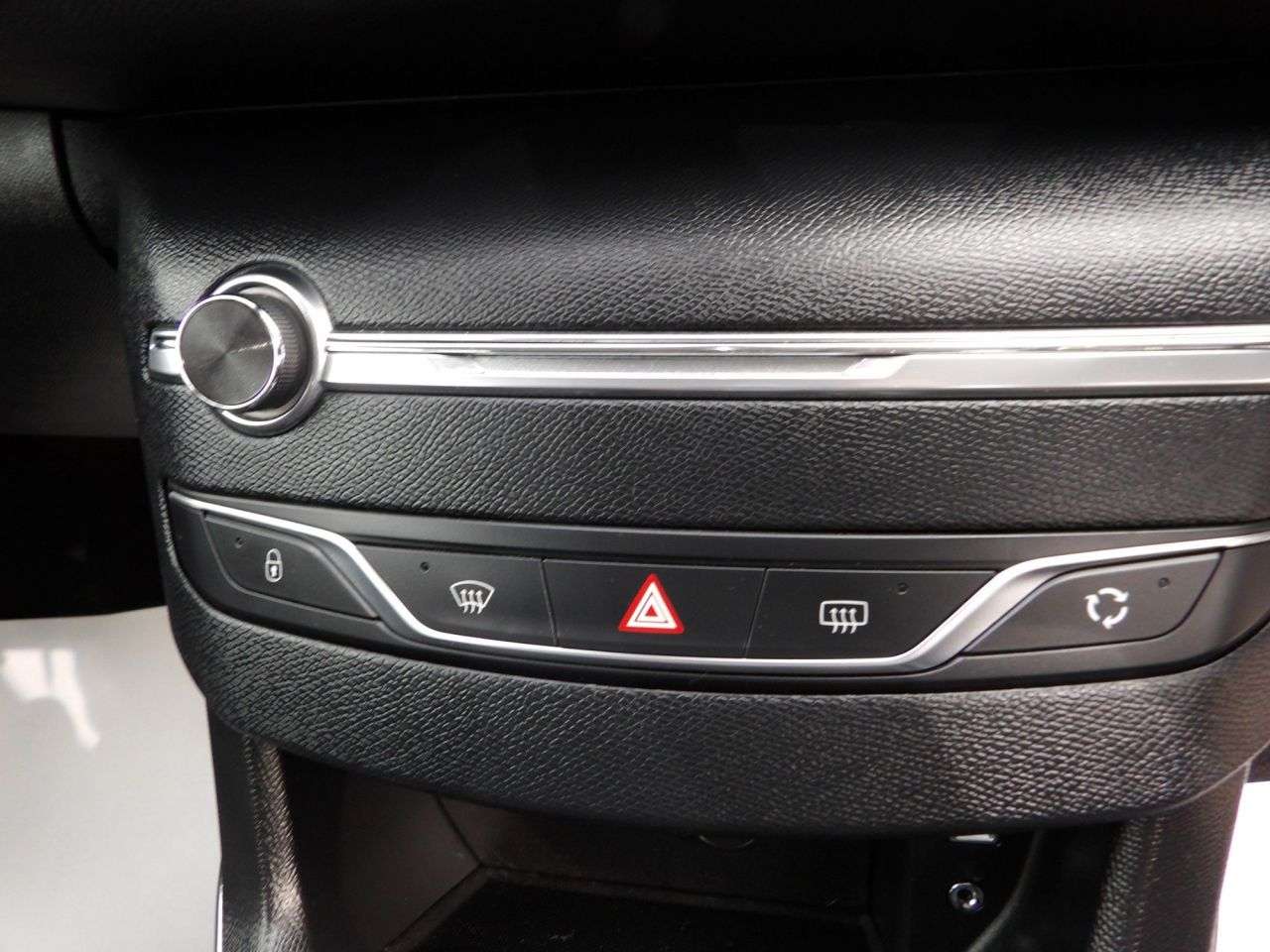 2016 PEUGEOT 308 SW 2016 PEUGEOT 308 SW