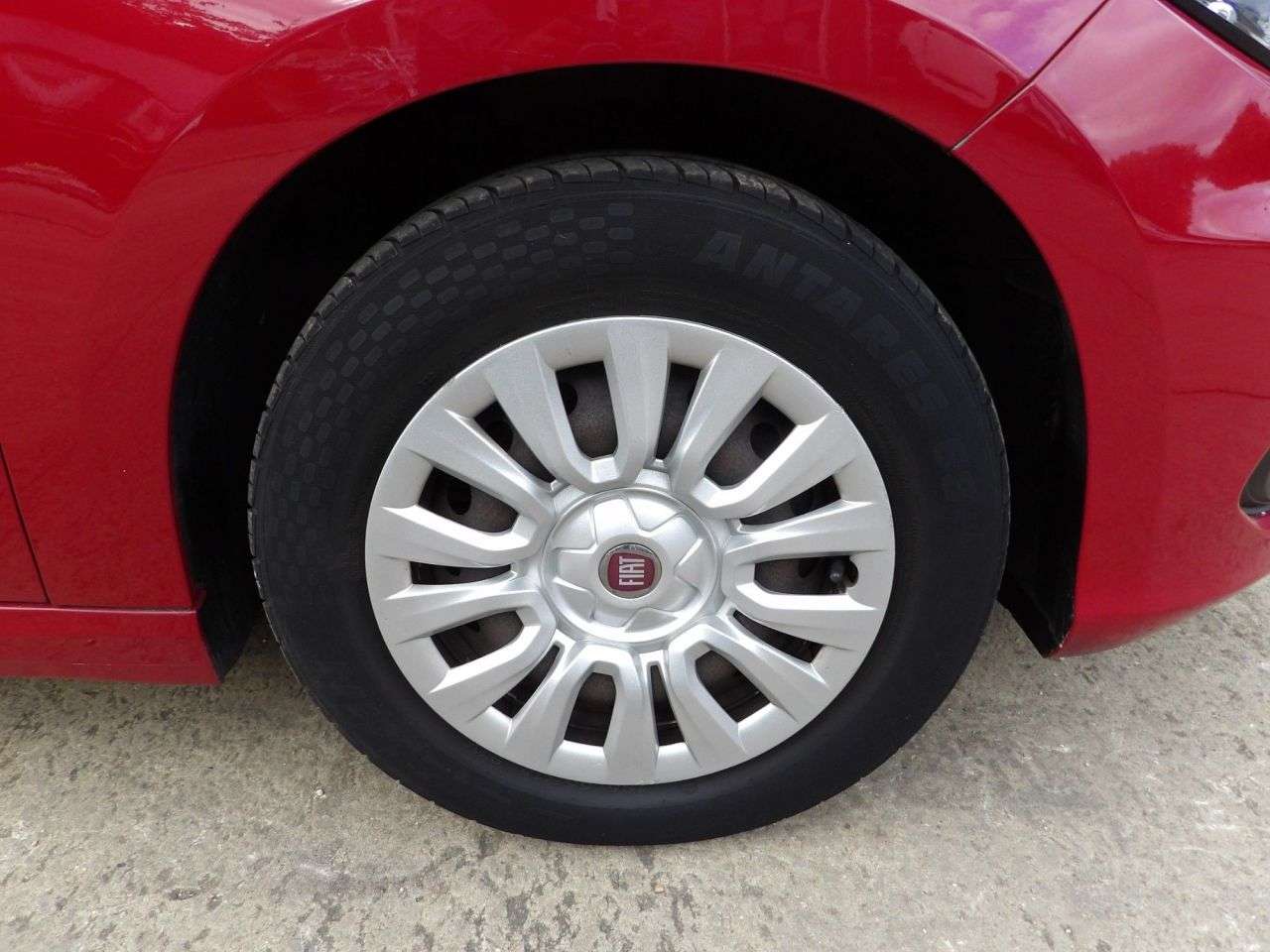 2017 FIAT TIPO 2017 FIAT TIPO