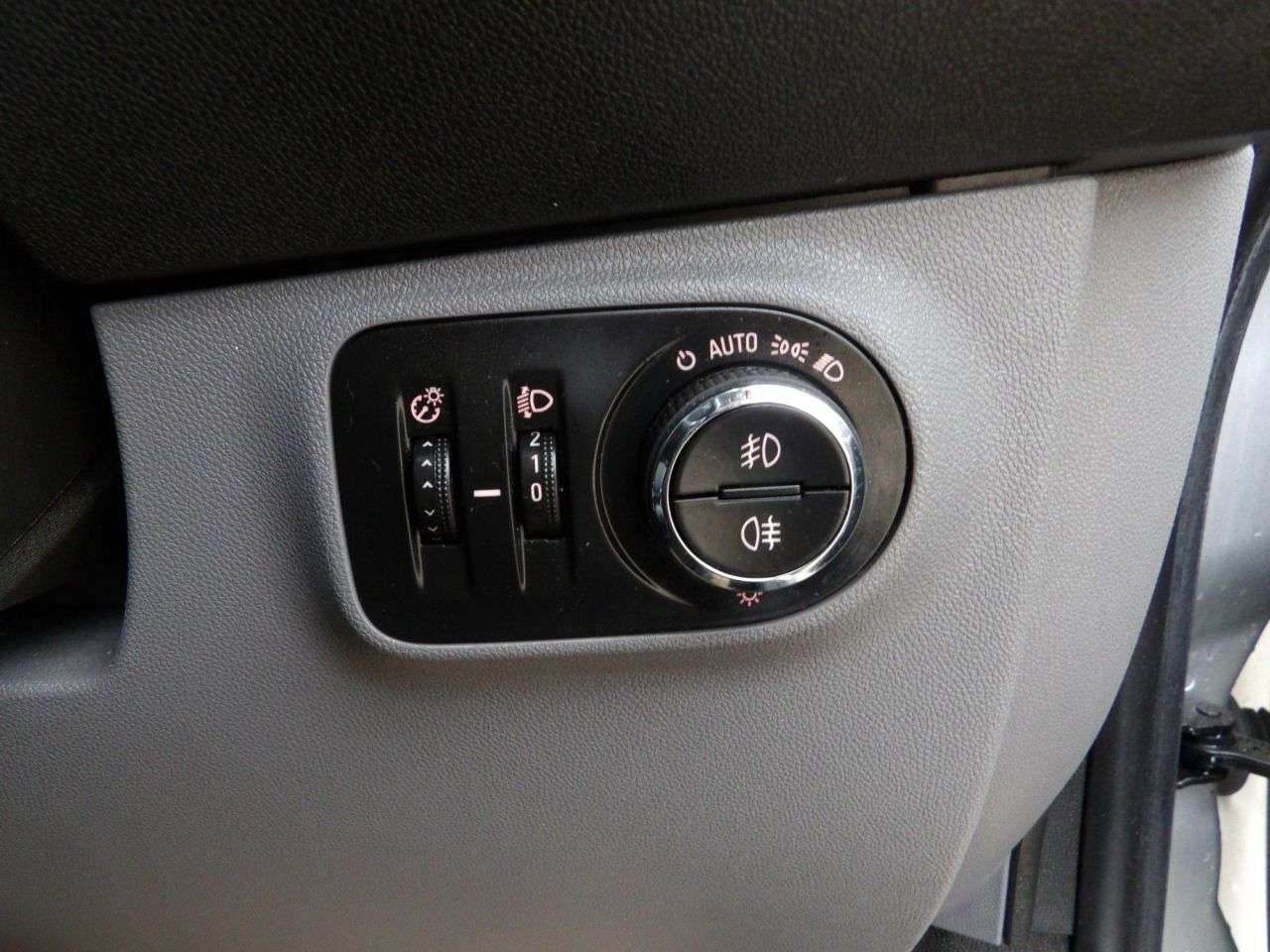 2016 VAUXHALL CORSA 2016 VAUXHALL CORSA