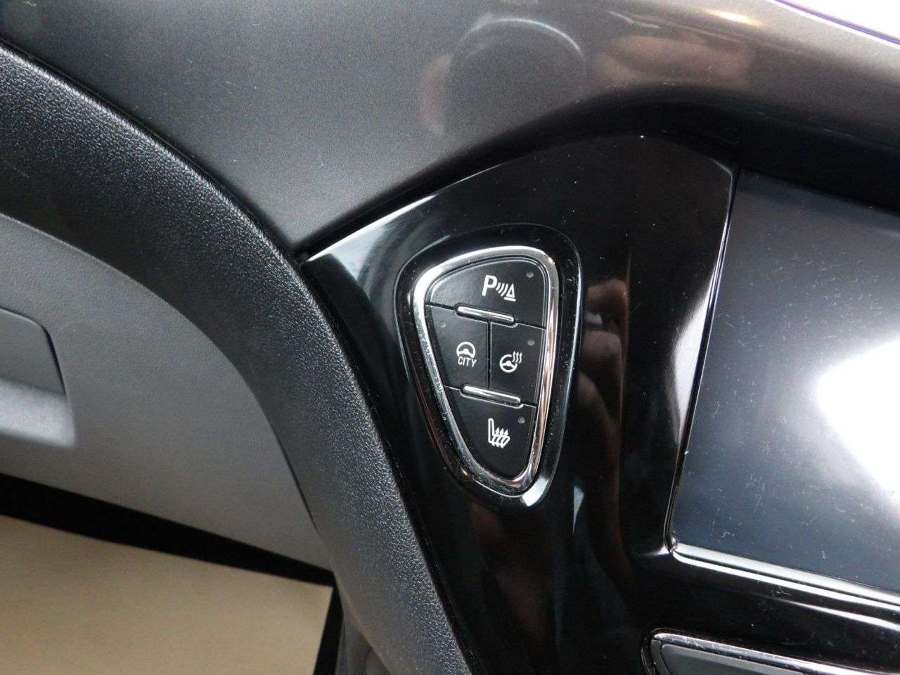 2016 VAUXHALL CORSA 2016 VAUXHALL CORSA