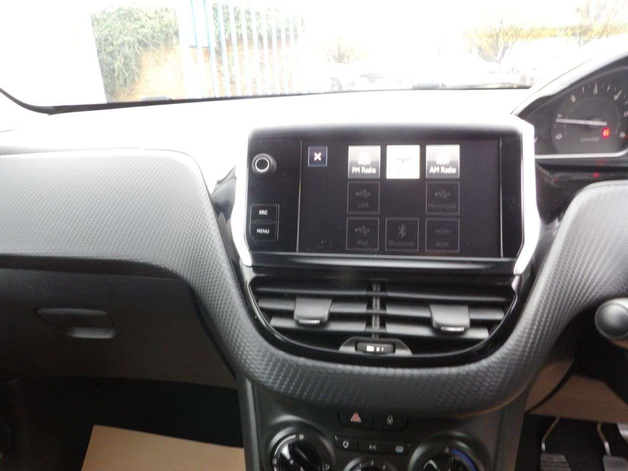 2016 PEUGEOT 2008 2016 PEUGEOT 2008