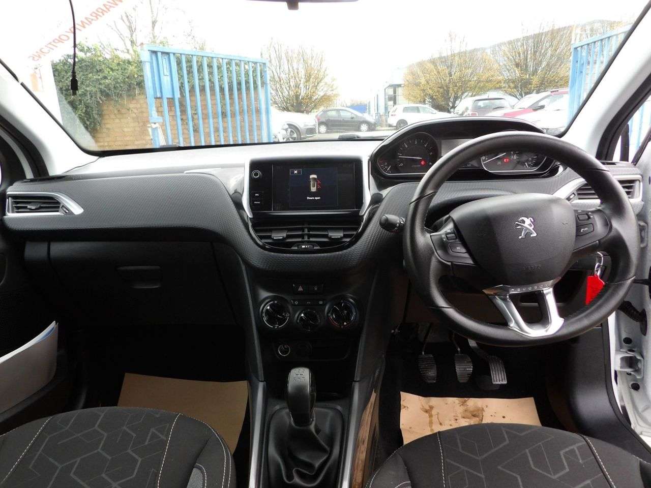 2016 PEUGEOT 2008 2016 PEUGEOT 2008
