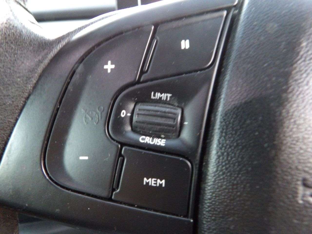 2018 CITROEN C4 CACTUS 2018 CITROEN C4 CACTUS