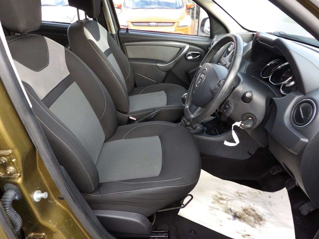 2016 DACIA DUSTER 2016 DACIA DUSTER