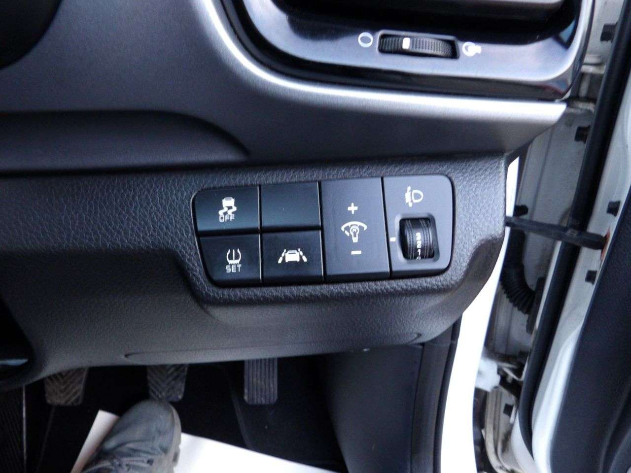 2019 KIA STONIC 2019 KIA STONIC