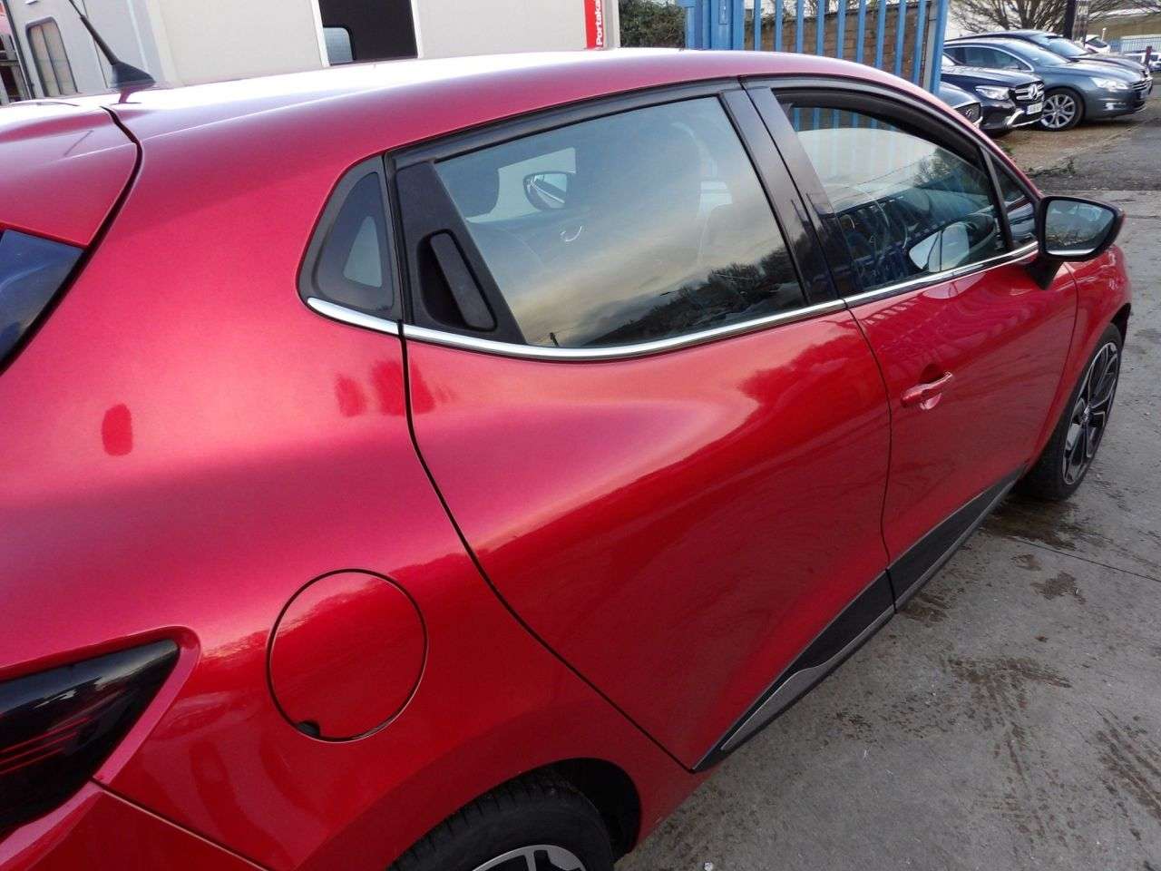 2017 RENAULT CLIO 2017 RENAULT CLIO