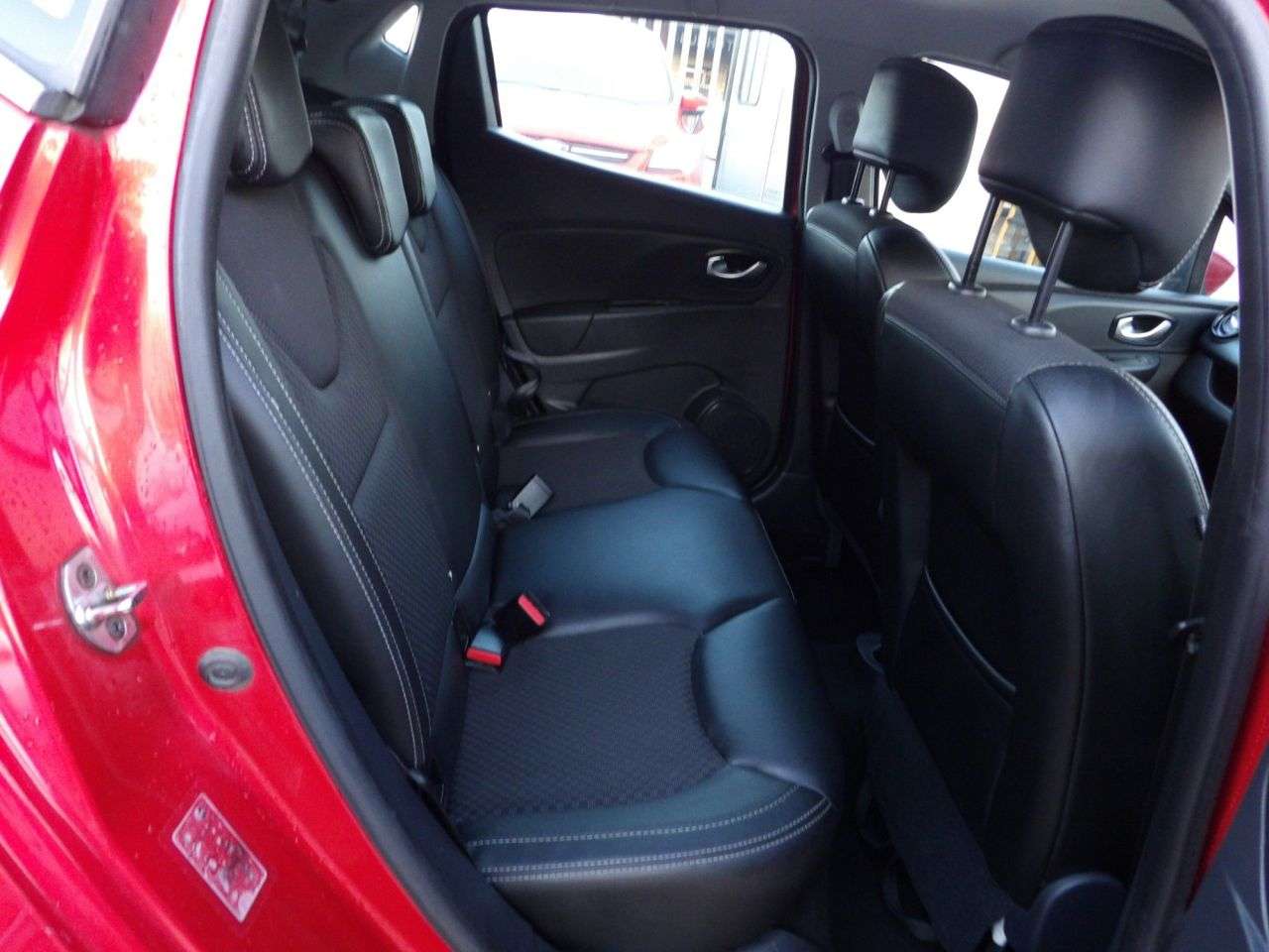 2017 RENAULT CLIO 2017 RENAULT CLIO