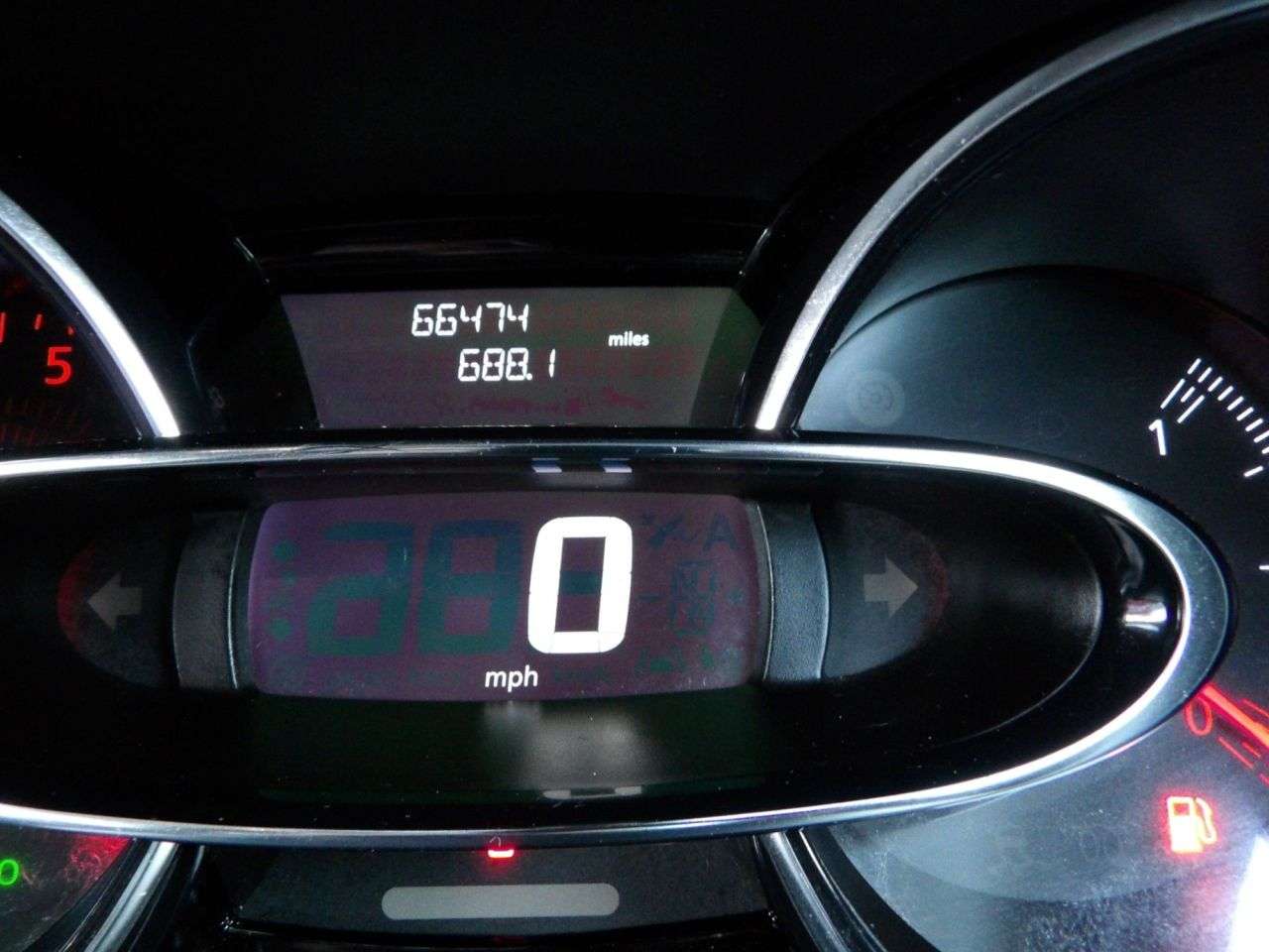 2017 RENAULT CLIO 2017 RENAULT CLIO