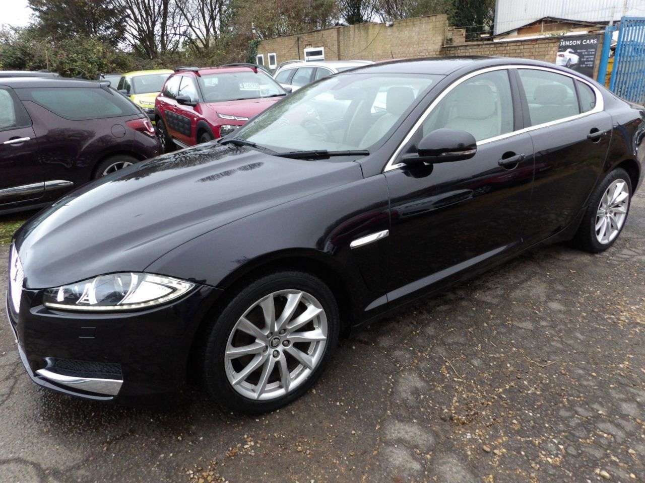 2013 JAGUAR XF 2013 JAGUAR XF