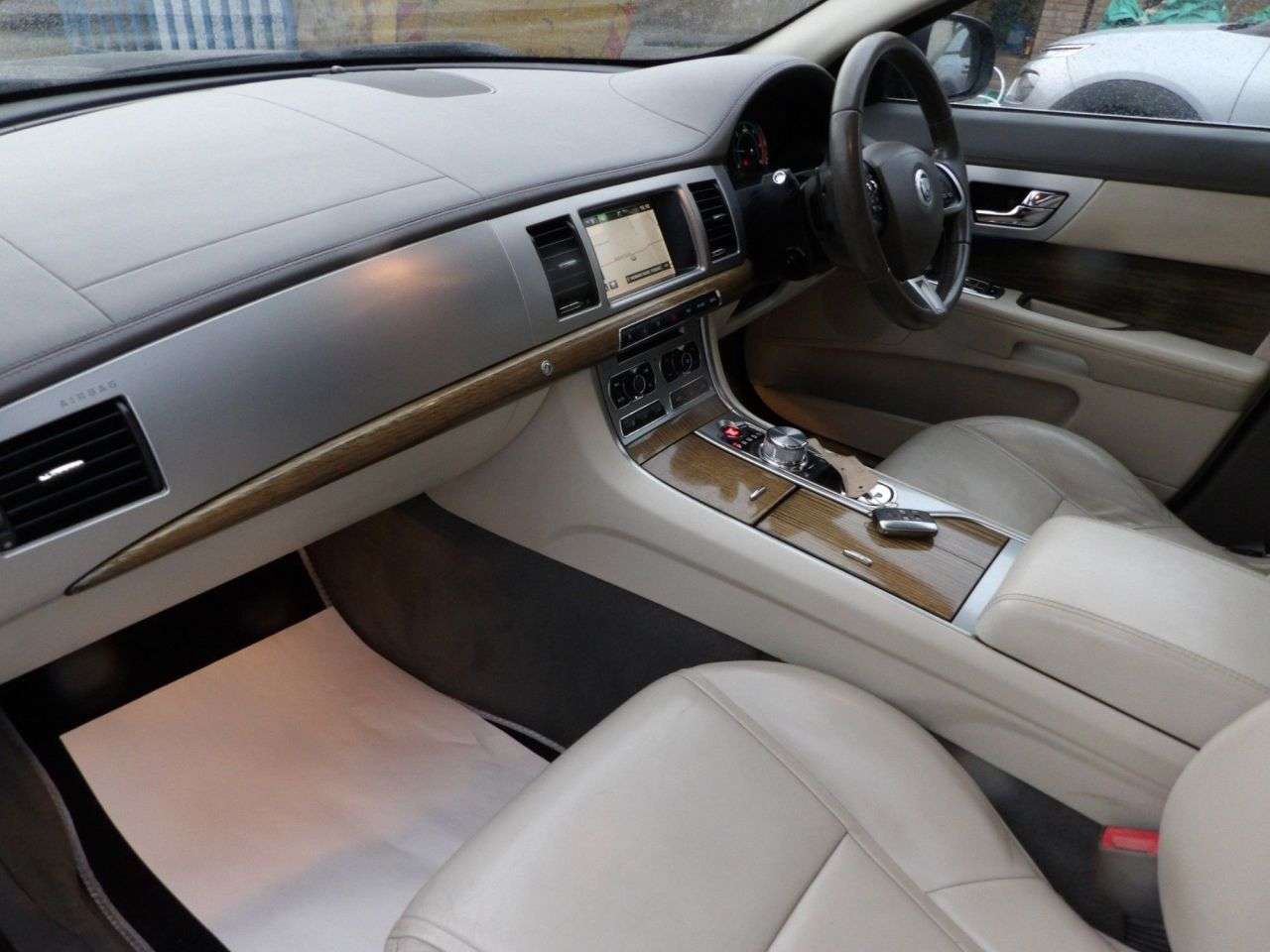 2013 JAGUAR XF 2013 JAGUAR XF