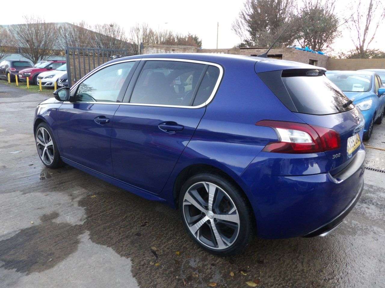 A 2015 PEUGEOT 308 1.6 BlueHDi GT Line Hatchback 5dr Diesel Manual Euro 6 (s/s) (120 ps) A 2015 PEUGEOT 308 1.6 BlueHDi GT Line Hatchback 5dr Diesel Manual Euro 6 (s/s) (120 ps)