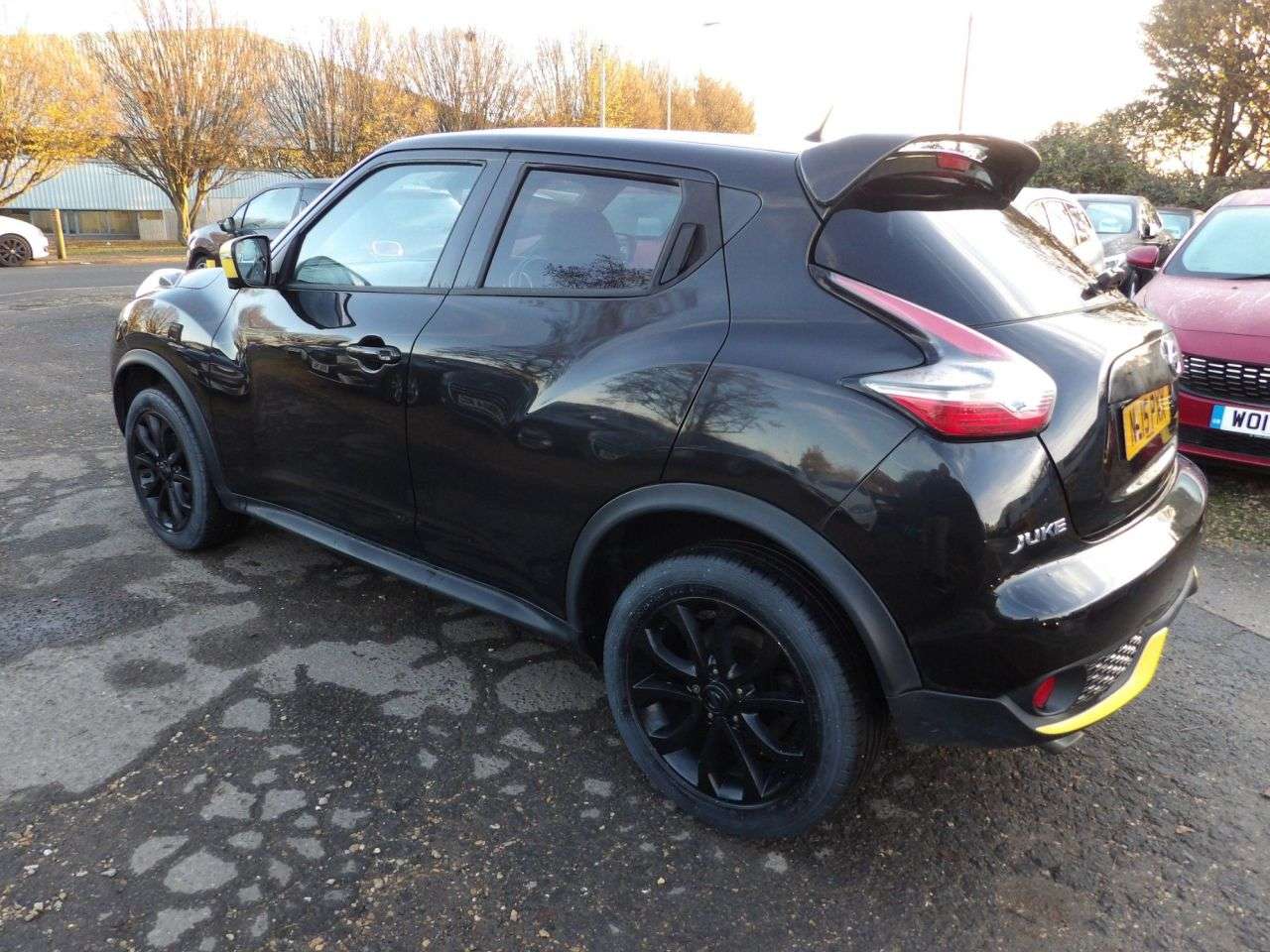 A 2015 NISSAN JUKE 1.5 dCi 8v Tekna SUV 5dr Diesel Manual Euro 5 (s/s) (110 ps) A 2015 NISSAN JUKE 1.5 dCi 8v Tekna SUV 5dr Diesel Manual Euro 5 (s/s) (110 ps)