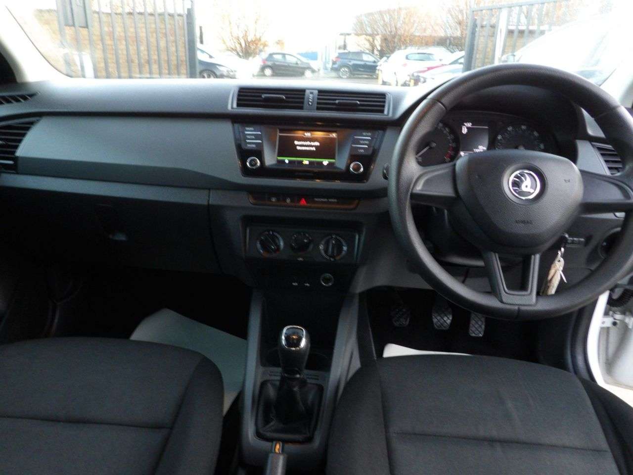 2017 SKODA FABIA 2017 SKODA FABIA