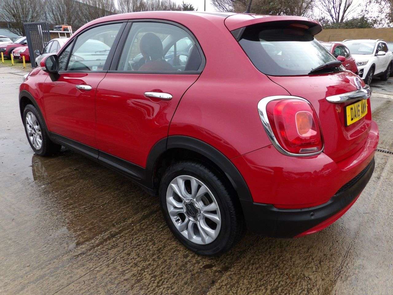 A 2016 FIAT 500X 1.6 E-Torq Pop Star SUV 5dr Petrol Manual Euro 6 (110 ps) A 2016 FIAT 500X 1.6 E-Torq Pop Star SUV 5dr Petrol Manual Euro 6 (110 ps)