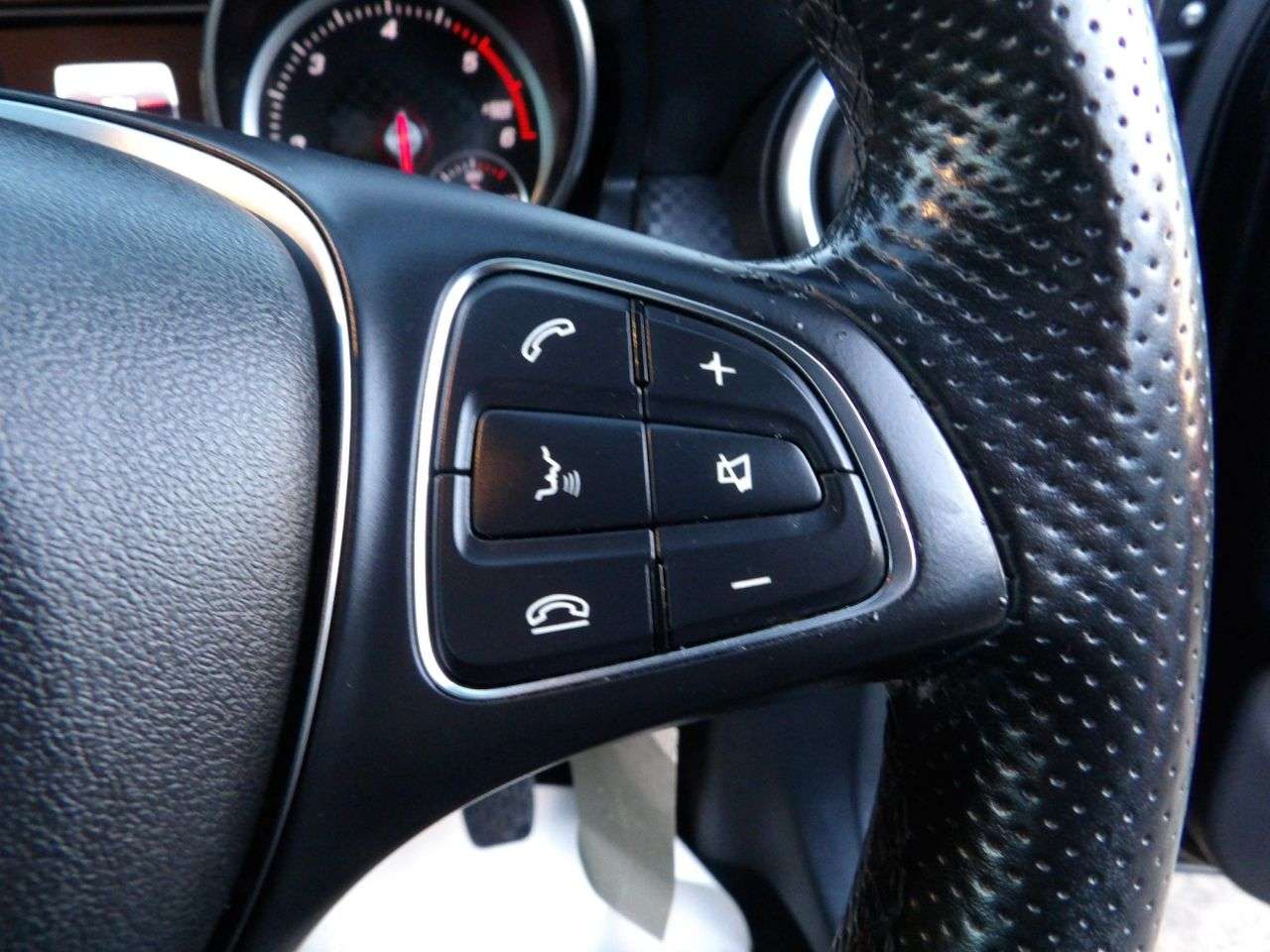 2015 MERCEDES-BENZ A-CLASS 2015 MERCEDES-BENZ A-CLASS