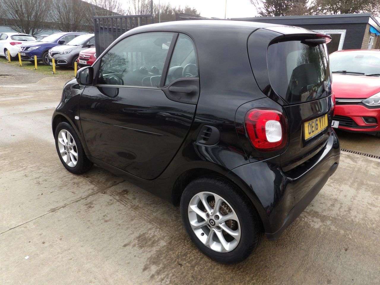 A 2016 SMART FORTWO 1.0 Passion Coupe 2dr Petrol Manual Euro 6 (s/s) (71 ps) A 2016 SMART FORTWO 1.0 Passion Coupe 2dr Petrol Manual Euro 6 (s/s) (71 ps)