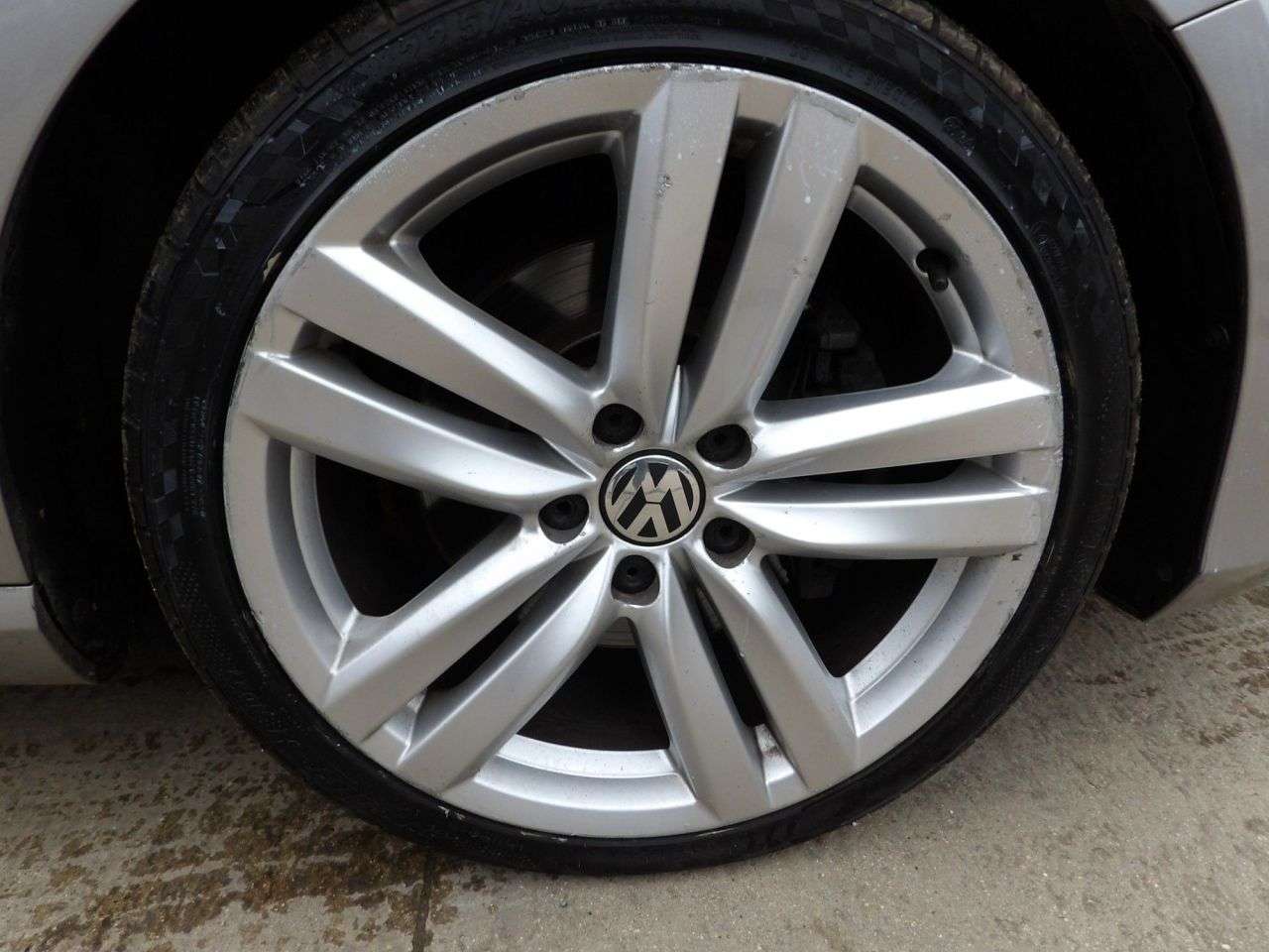 2014 VOLKSWAGEN PASSAT 2014 VOLKSWAGEN PASSAT