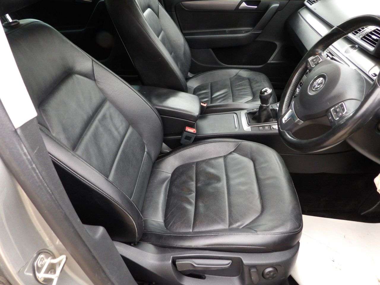 2014 VOLKSWAGEN PASSAT 2014 VOLKSWAGEN PASSAT