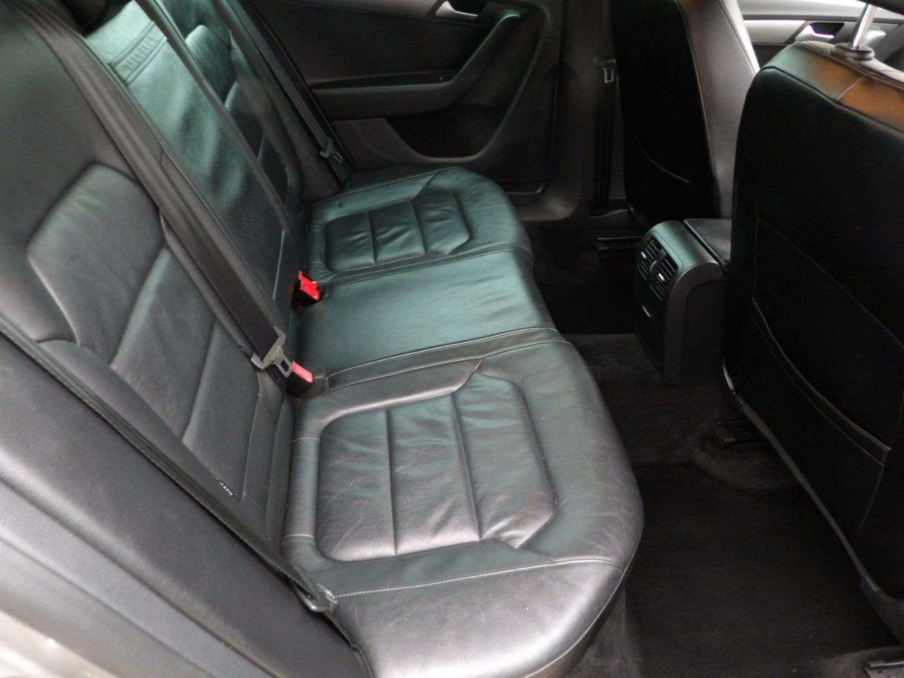 2014 VOLKSWAGEN PASSAT 2014 VOLKSWAGEN PASSAT